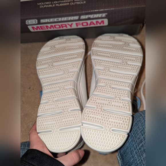 Skechers sport with memory foam NWT - Picture 8 of 9
